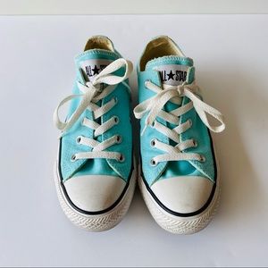 Women’s Converse Chuck Taylor’s in Aruba Blue